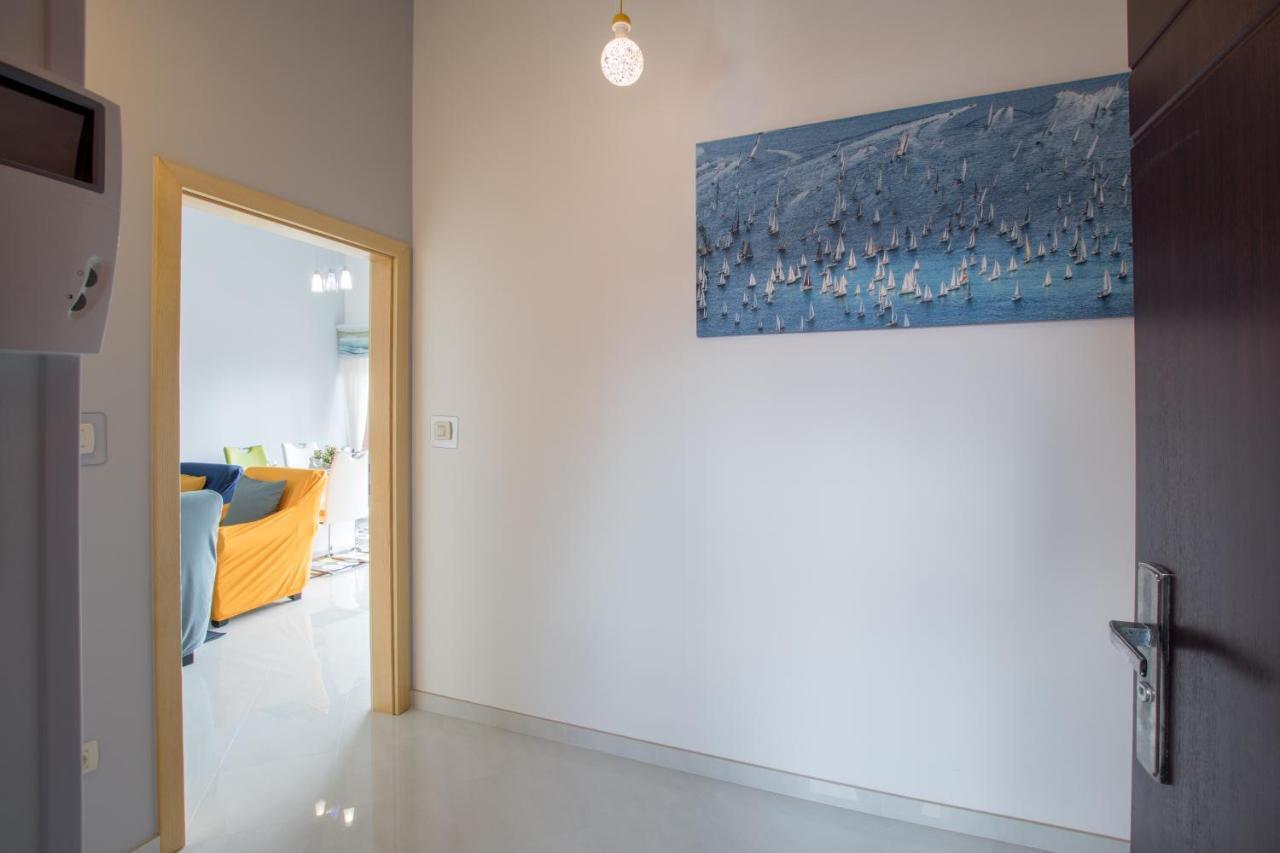 Bella Vista 2 Apartment Umag Bagian luar foto